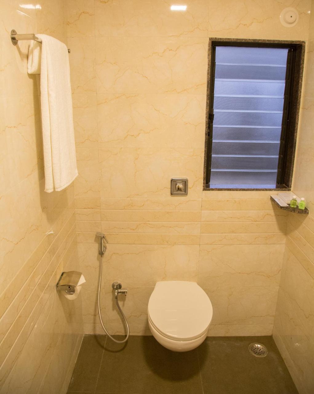 Hotel Nirvana Alibag Luaran gambar